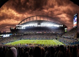 壹号娱乐网页版-李秋平或携教练组一起加盟，刘炜能否返沪再生悬念